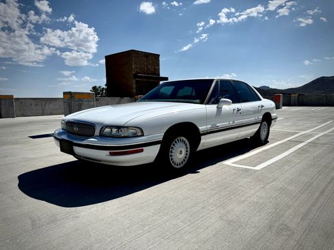 Used 1999 Buick Le Sabre Custom w/ Headliner Lighting Pkg FWD image 10