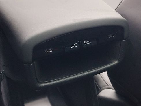 New 2025 Volvo EX30 Ultra w/ Climate Package image 19