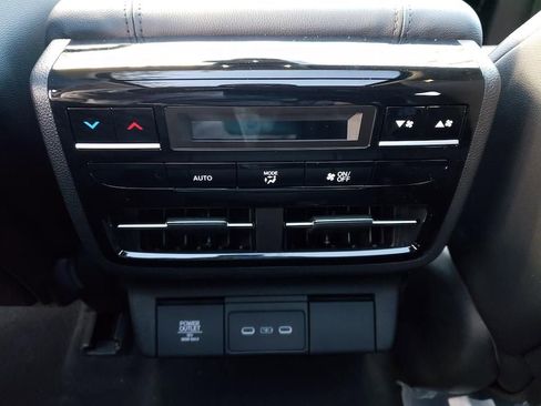 New 2026 Acura MDX SH-AWD image 7