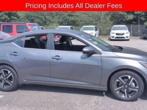 Used 2025 Nissan Sentra SV FWD image 1