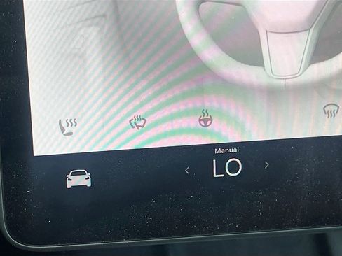 Used 2025 Tesla Model Y Long Range RWD image 21