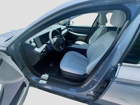 New 2026 Hyundai Sonata SEL FWD image 14