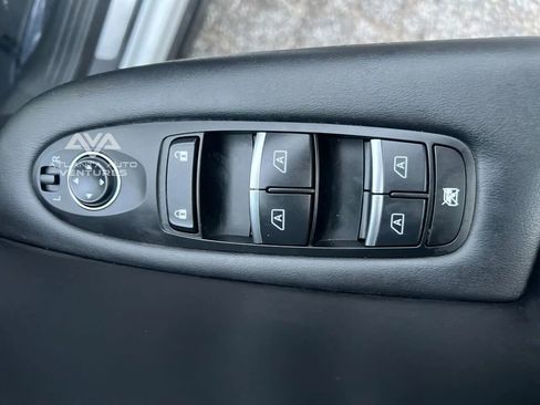 Used 2021 INFINITI QX50 Sensory image 19