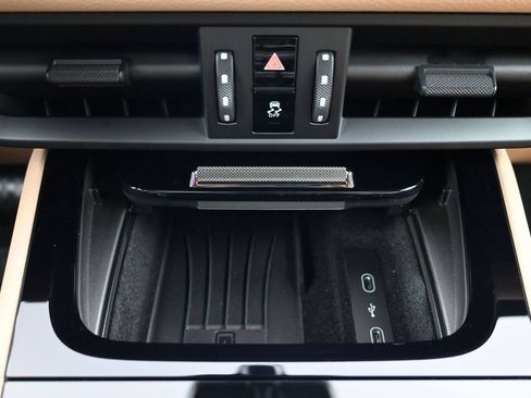 Used 2026 Porsche Cayenne AWD/4WD image 17