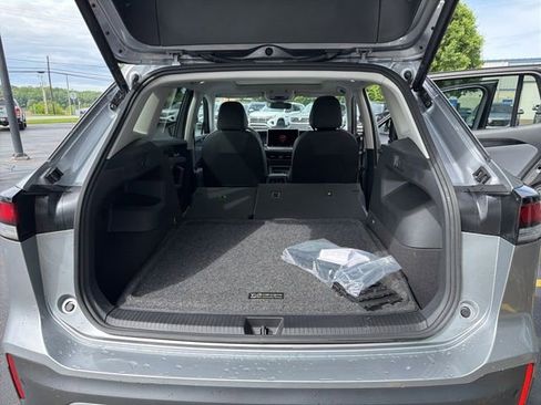Used 2025 Volkswagen Tiguan SE AWD/4WD image 20