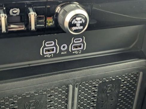 Used 2026 RAM 3500 Laramie AWD/4WD image 22