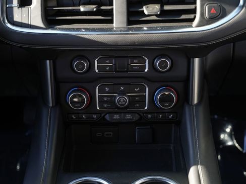 Used 2023 Chevrolet Suburban Premier RWD image 49