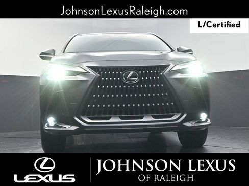 Used 2023 Lexus NX 250 FWD w/ Towing Package (2000 Lbs) image 17