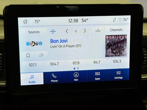 Used 2023 Ford Explorer Limited w/ Equipment Group 301A image 9