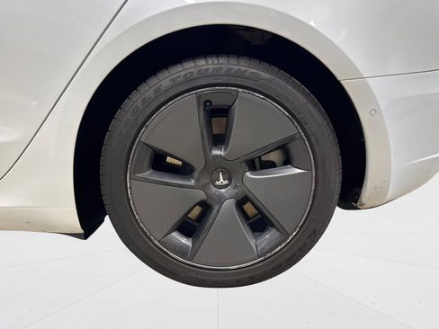 Used 2021 Tesla Model 3 Long Range image 49