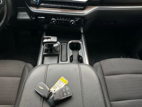 Used 2024 Chevrolet Silverado 1500 LT Trail Boss w/ Protection Package image 20