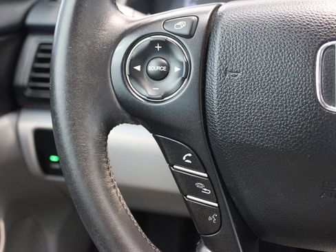 Used 2015 Honda Accord EX-L image 19