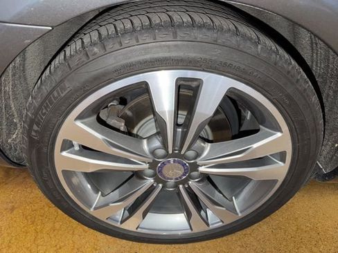 Used 2017 Mercedes-Benz E 400 4MATIC Coupe image 30