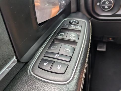 Used 2021 RAM 2500 Laramie AWD/4WD image 26