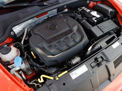 Used 2018 Volkswagen Beetle 2.0T S image 48