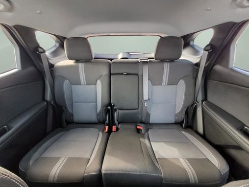 Used 2023 Chevrolet Blazer LT image 19