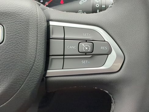 New 2026 Jeep Compass Latitude image 22