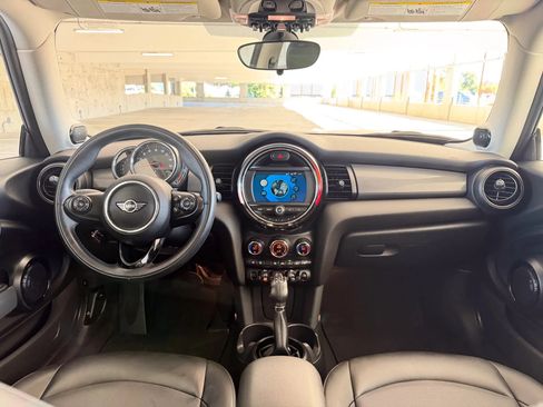 Used 2019 MINI Cooper 2-Door Hardtop FWD image 22