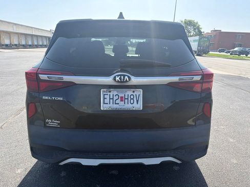Used 2021 Kia Seltos LX AWD/4WD image 6