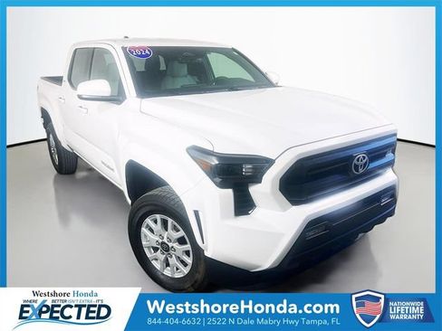 Used 2024 Toyota Tacoma SR5 AWD/4WD image 1