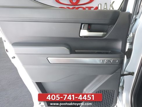 Used 2024 Toyota Tacoma TRD Off-Road AWD/4WD image 24