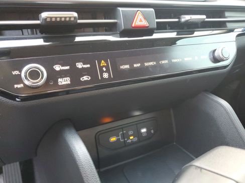 Used 2026 Kia Sportage EX image 20