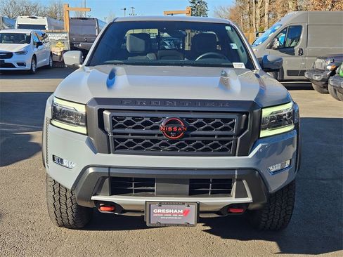 Used 2023 Nissan Frontier PRO-4X w/ Pro Convenience Package image 2