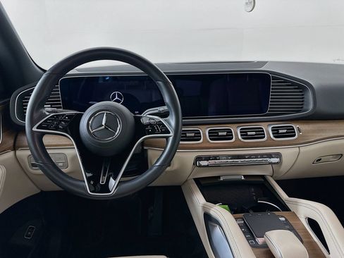 Used 2025 Mercedes-Benz GLE 350 4MATIC image 24
