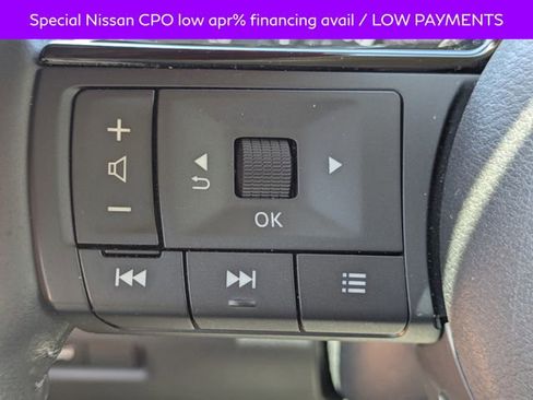 Used 2023 Nissan Rogue SV w/ SV Premium B Package FWD image 25