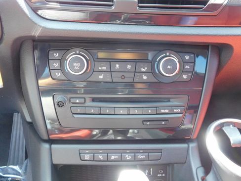 Used 2014 BMW X1 xDrive28i image 11