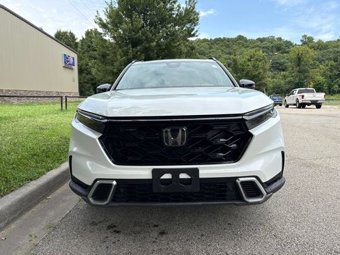 Used 2023 Honda CR-V Sport Touring image 2