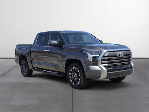 Used 2025 Toyota Tundra Limited image 7