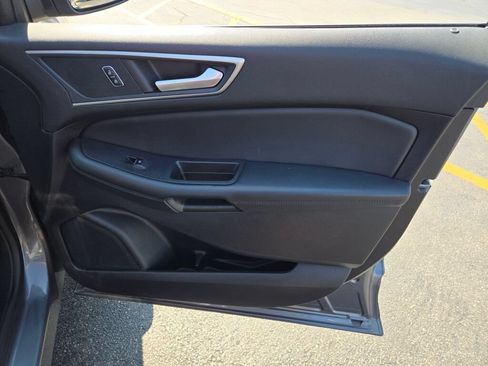 Used 2024 Ford Edge SEL AWD/4WD image 16
