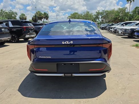 New 2026 Kia K4 FWD image 7