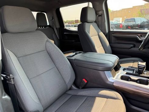 Certified 2024 Chevrolet Silverado 1500 LT Trail Boss w/ Convenience Package II AWD/4WD image 15
