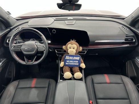 Used 2024 Chevrolet Traverse RS image 20