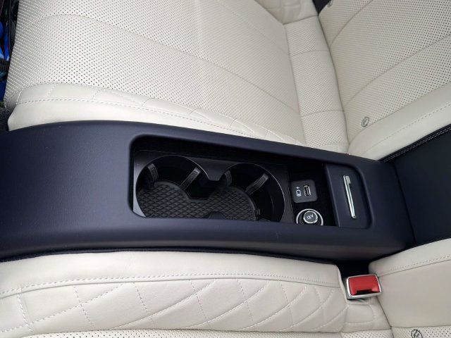 Used 2023 Bentley Continental GT Azure AWD/4WD image 12