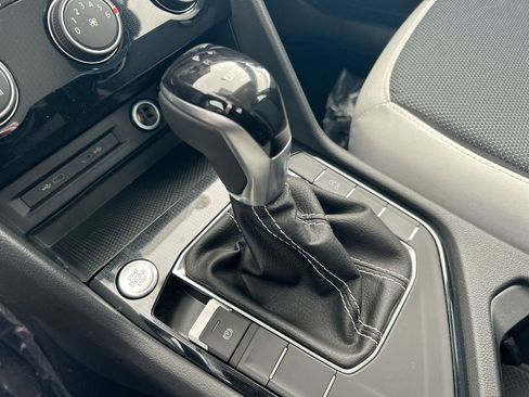 Used 2025 Volkswagen Taos S image 24