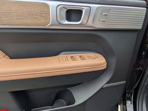 New 2026 Hyundai Santa Fe Limited AWD/4WD image 17