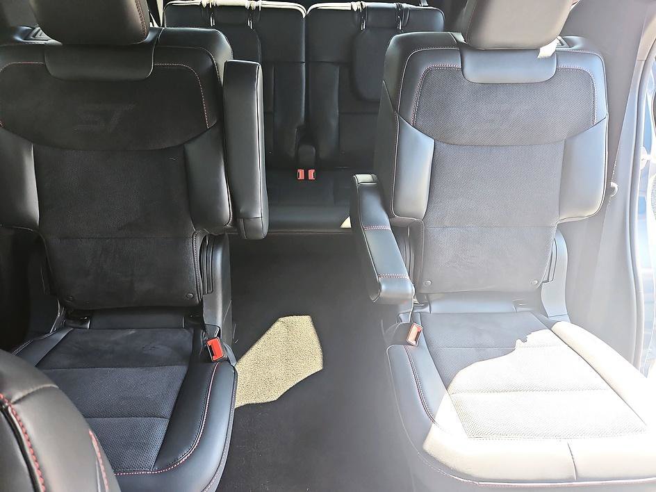 Used 2025 Ford Explorer ST AWD/4WD image 22
