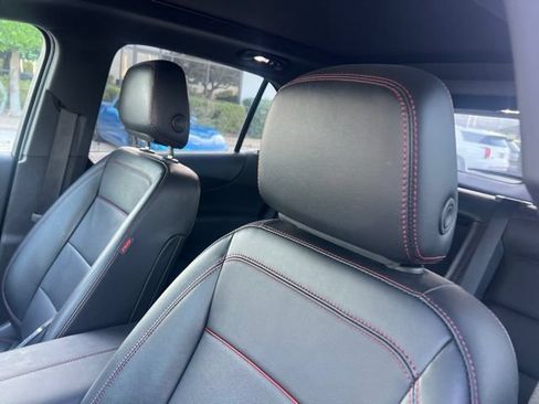 Used 2023 Chevrolet Equinox RS w/ RS Leather Package FWD image 2