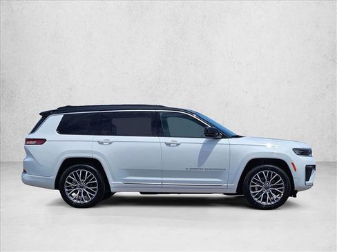 New 2026 Jeep Grand Cherokee L Summit AWD/4WD image 10