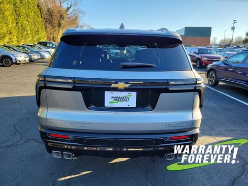 New 2026 Chevrolet Traverse High Country image 6
