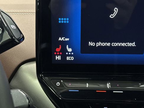 Used 2023 Volkswagen ID.4 Pro image 7