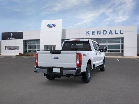 New 2026 Ford F250 XL w/ XL Off-Road Package image 8