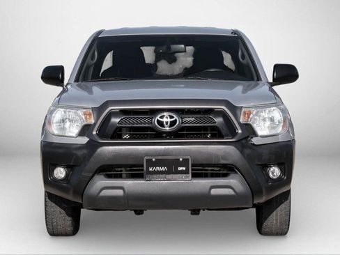 Used 2013 Toyota Tacoma 2WD Access Cab image 3