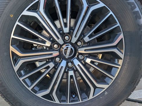 New 2026 Nissan Armada SL image 6