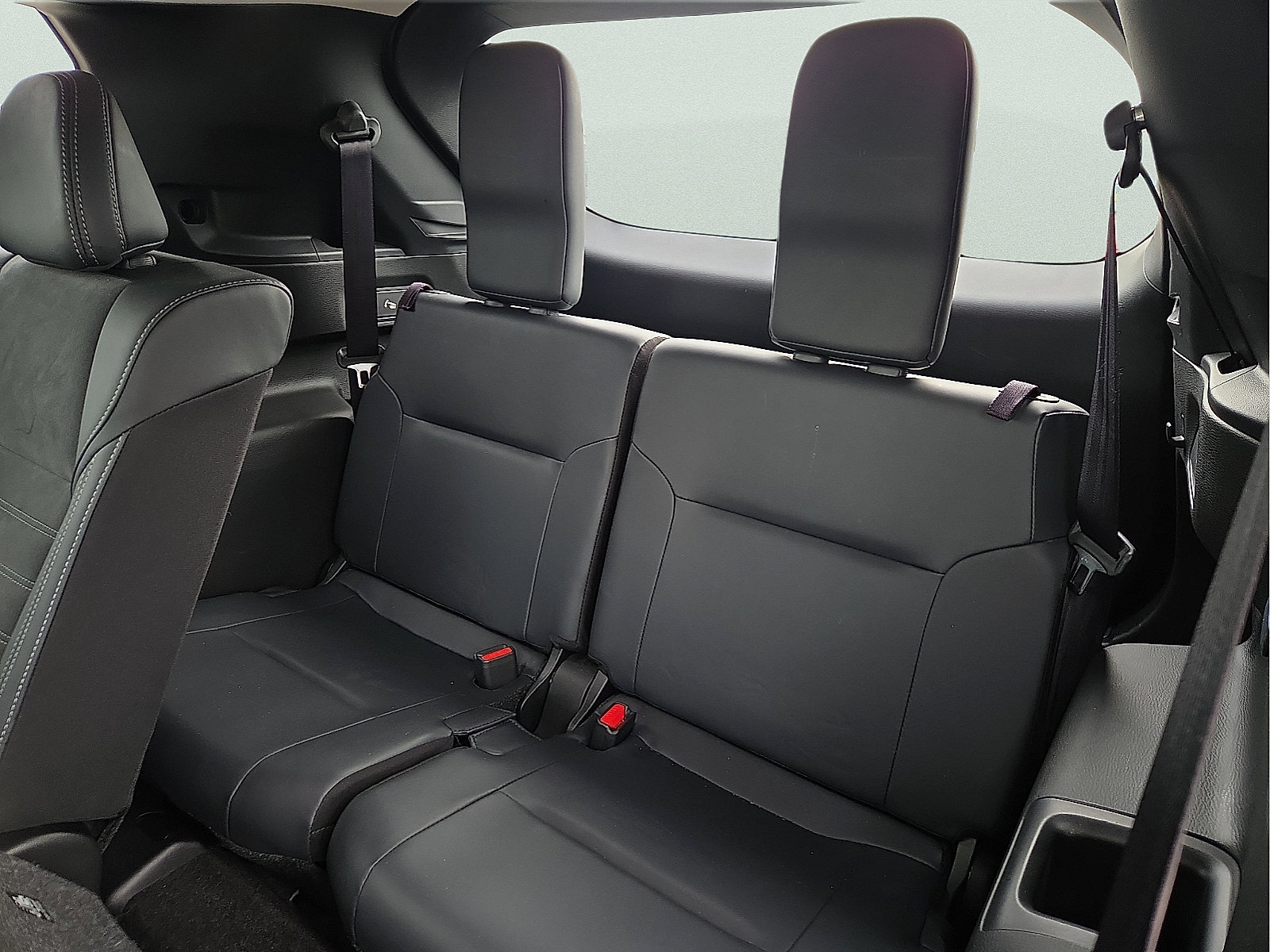 Used 2025 Mitsubishi Outlander SE AWD/4WD image 10