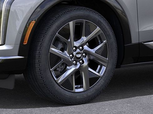 New 2027 Cadillac Optiq Luxury AWD/4WD image 9