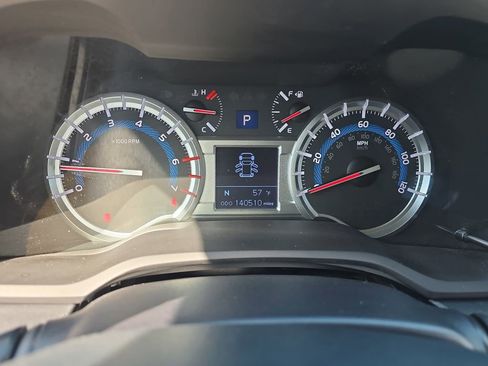 Used 2014 Toyota 4Runner Limited AWD/4WD image 21